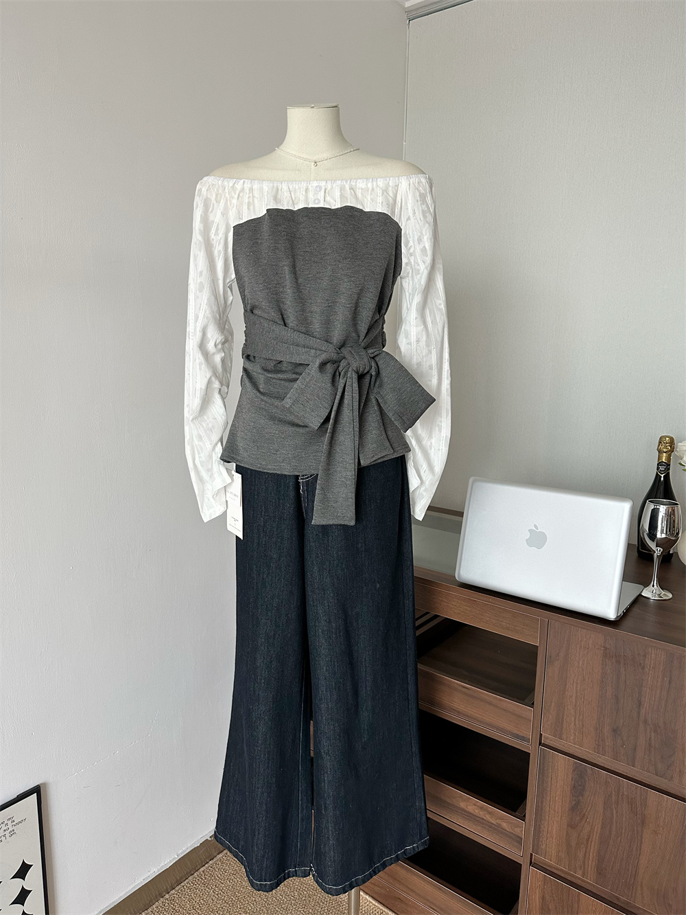 Korean Contrast Color Long Sleeve One-Shoulder Pullover Shirt Slimming Versatile Top
