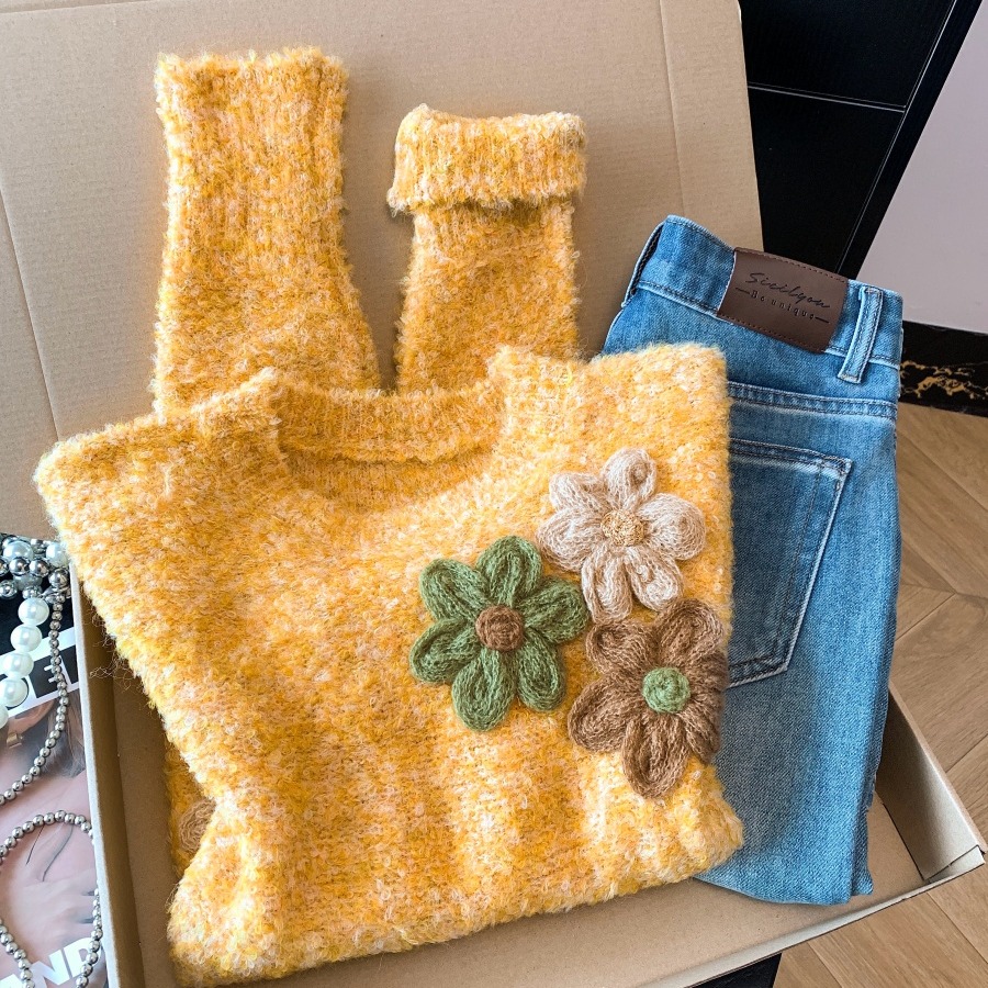 Korean Style 3D Floral Crew Neck Sweater Women Loose Knit Candy Color Short Top